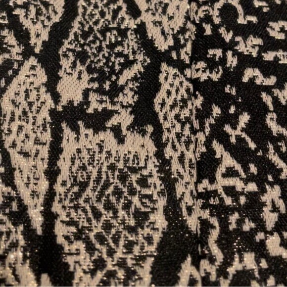 Misook Metallic Snake Reptile Print Open Front Topper Jacket Women’s Size Medium - Picture 10 of 11